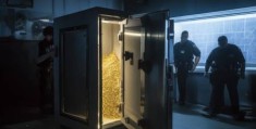 卡麦保险柜总部维修电话分析☜保险柜失窃：金首饰不翼而飞，警方紧急调查