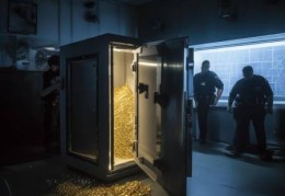 卡麦保险柜总部维修电话分析☜保险柜失窃：金首饰不翼而飞，警方紧急调查